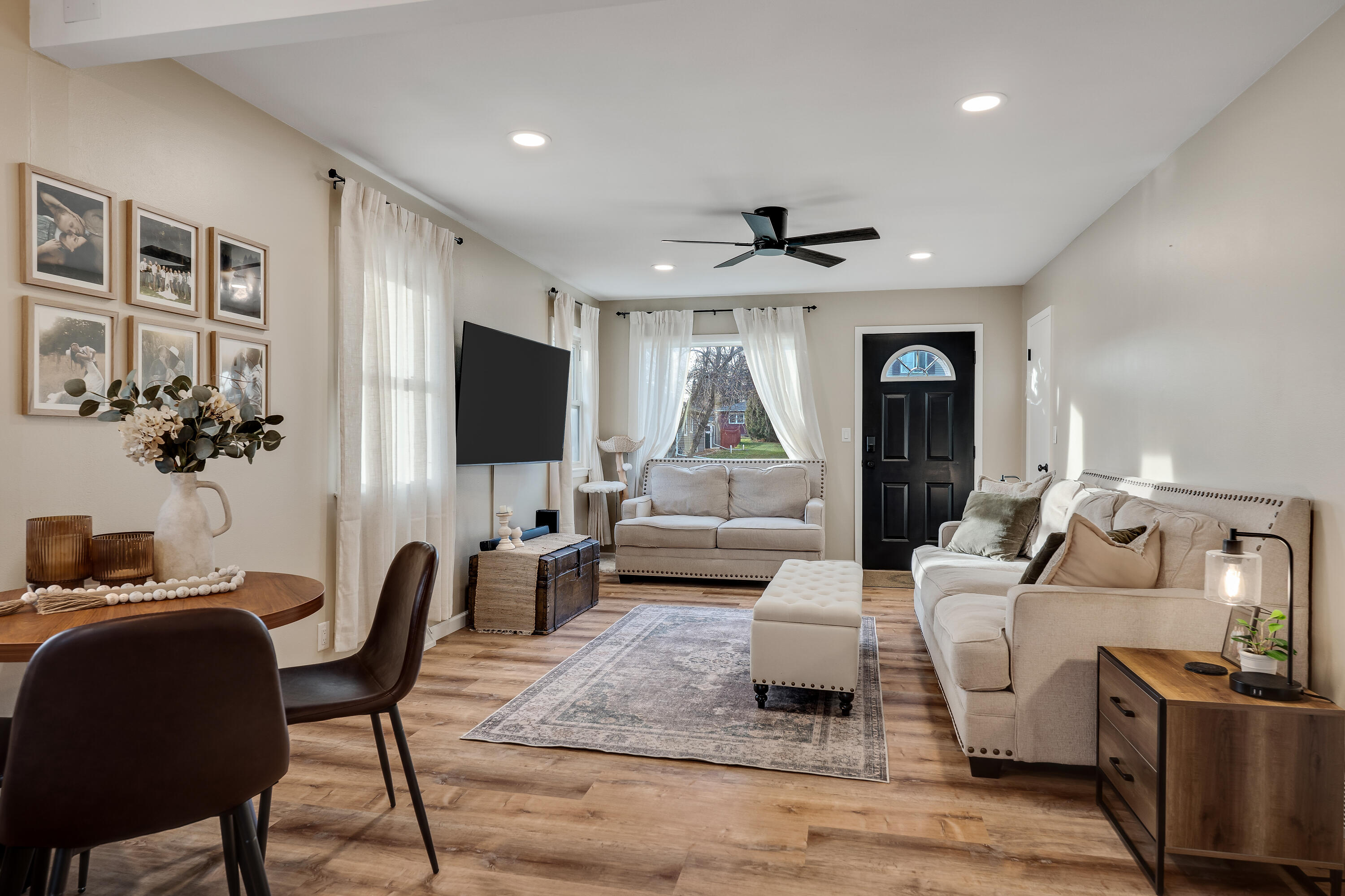 407 Morris Street Holmen, WI 54636 - Photo 4 of 24 08__DSC8046_mls