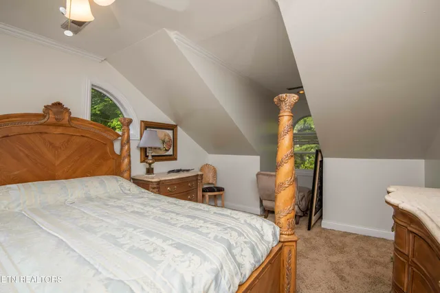 $750,000 | 799 Twin Hills Lane, Jacksboro, TN 37757