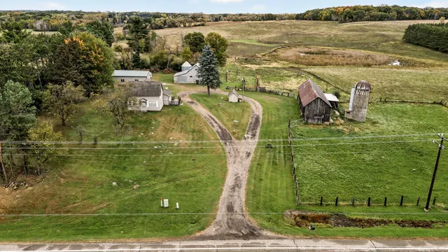 $1,100,000 | 13128 170th Street North, Marine on St. Croix, MN 55047