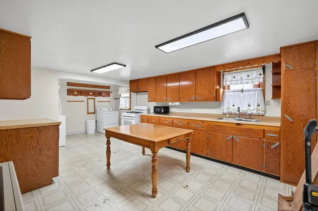 $1,100,000 | 13128 170th Street North, Marine on St. Croix, MN 55047