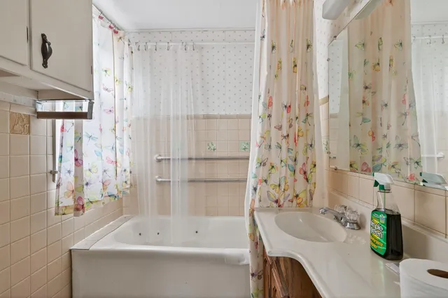 $1,100,000 | 13128 170th Street North, Marine on St. Croix, MN 55047