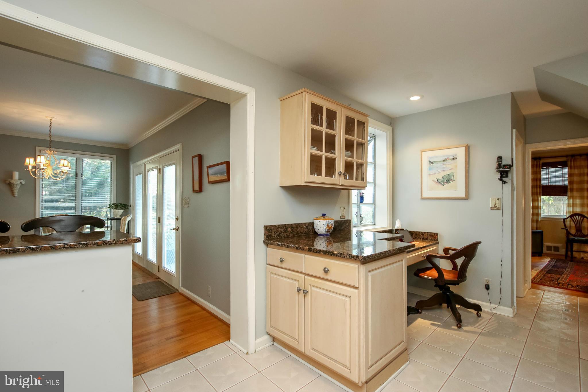 806 Kingston Road Baltimore, MD 21212 - Photo 15 of 30 Kitchen