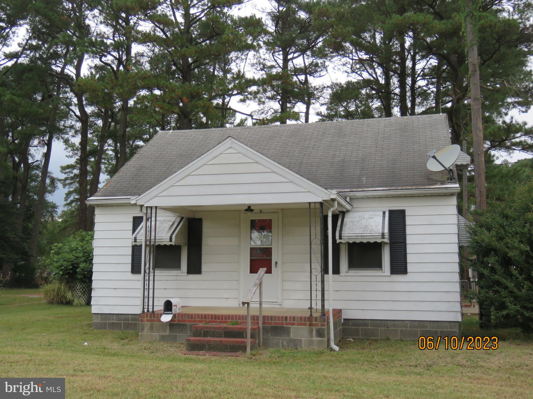 11459 Laurel Road Laurel, DE 19956 - Photo 1 of 22 FRONT