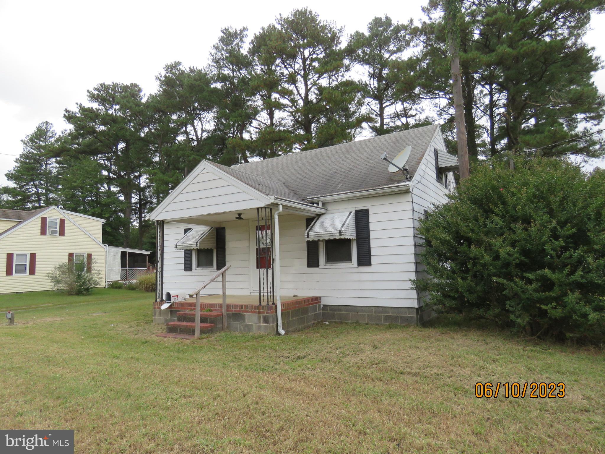 11459 Laurel Road Laurel, DE 19956 - Photo 2 of 22 FRONT