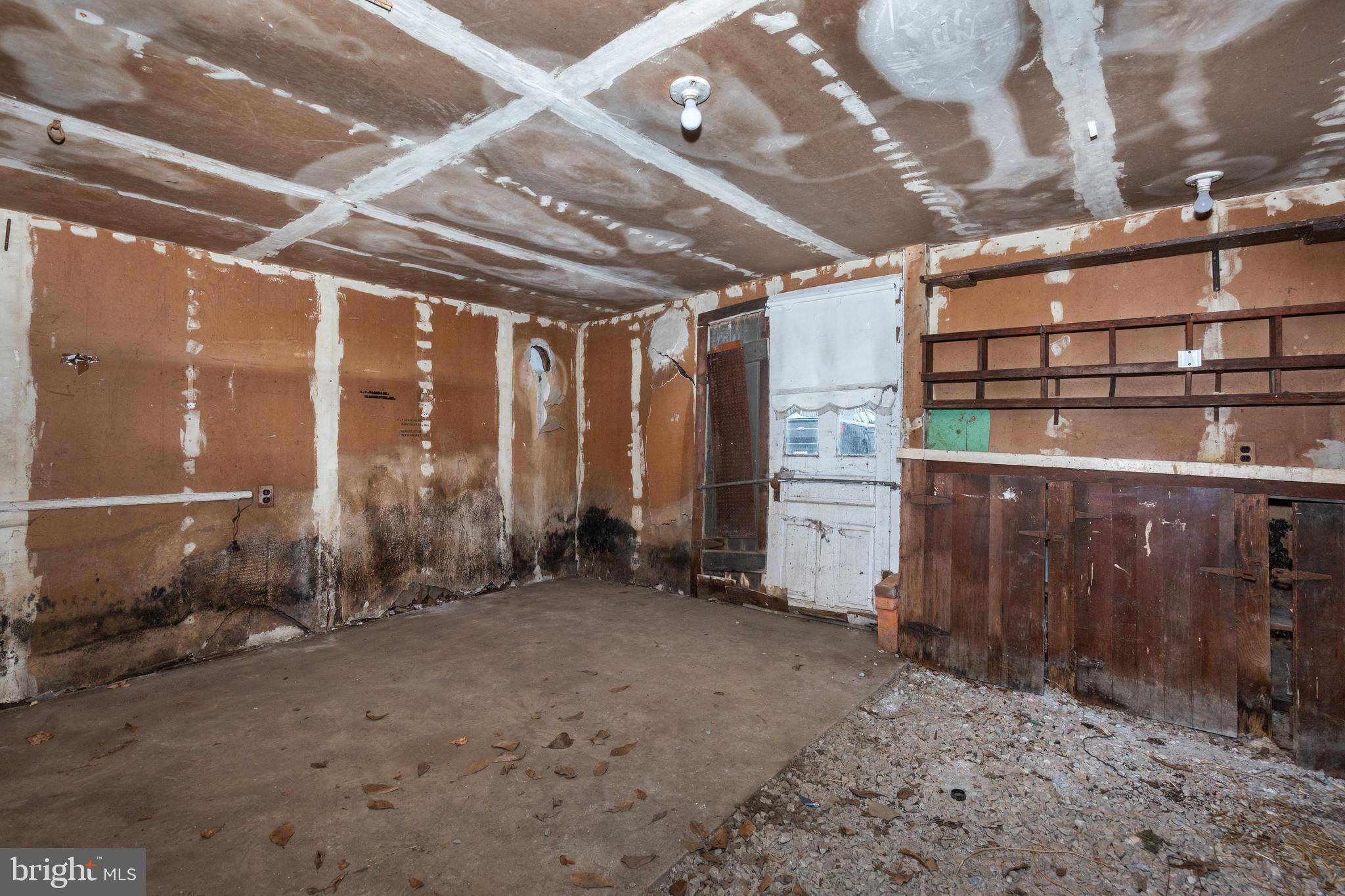 3221 Main Street Manchester, MD 21102 - Photo 43 of 57 Detached Garage