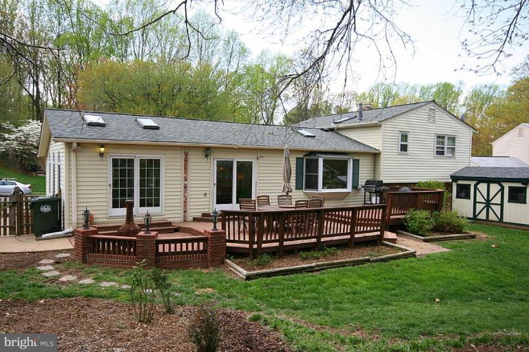 8902 Side Saddle Road Springfield, VA 22152 - Photo 16 of 21 Exterior #2