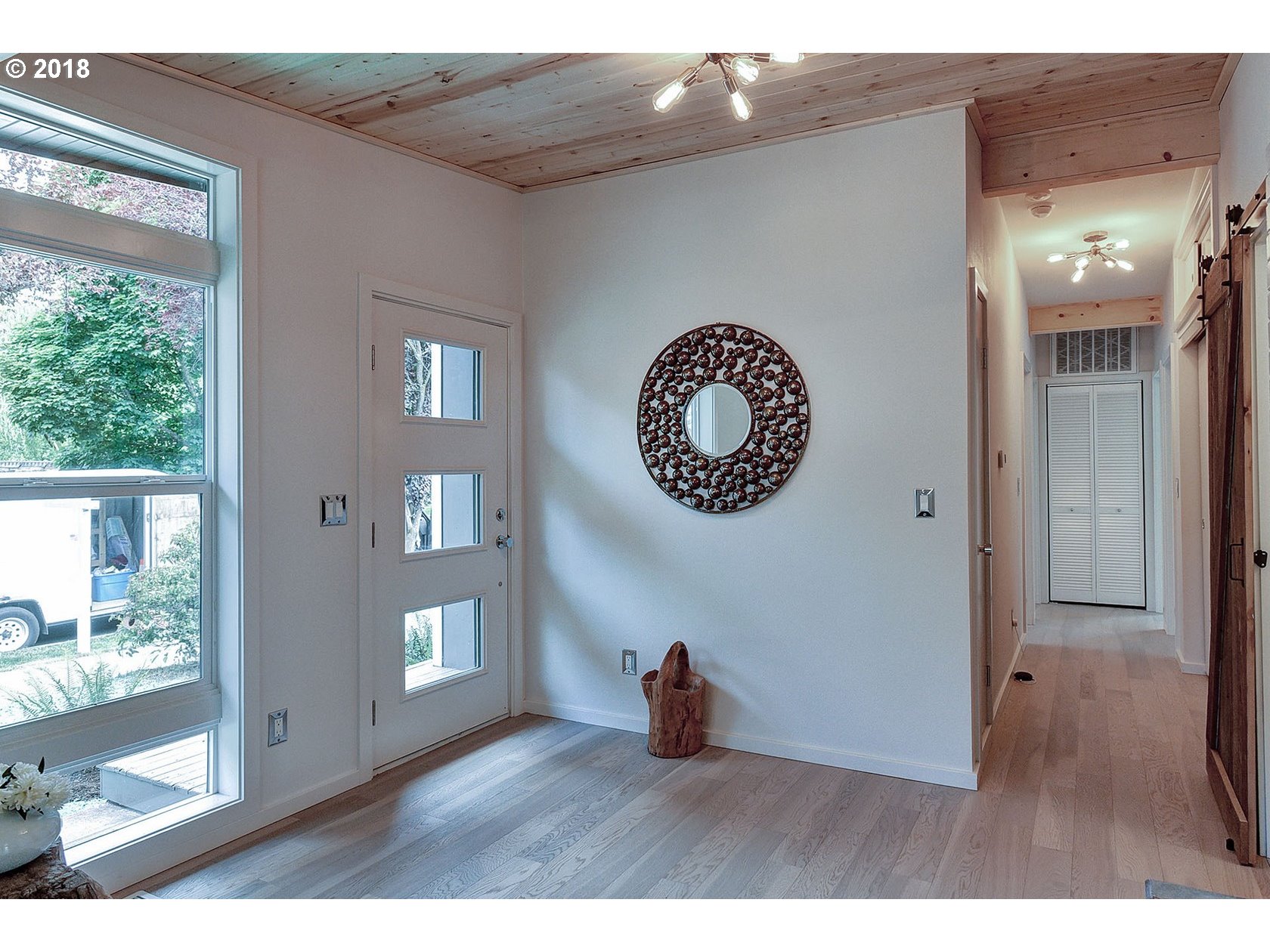 4714 Southeast Rural Street Portland, OR 97206 - Photo 3 of 20 Gallery Image 3