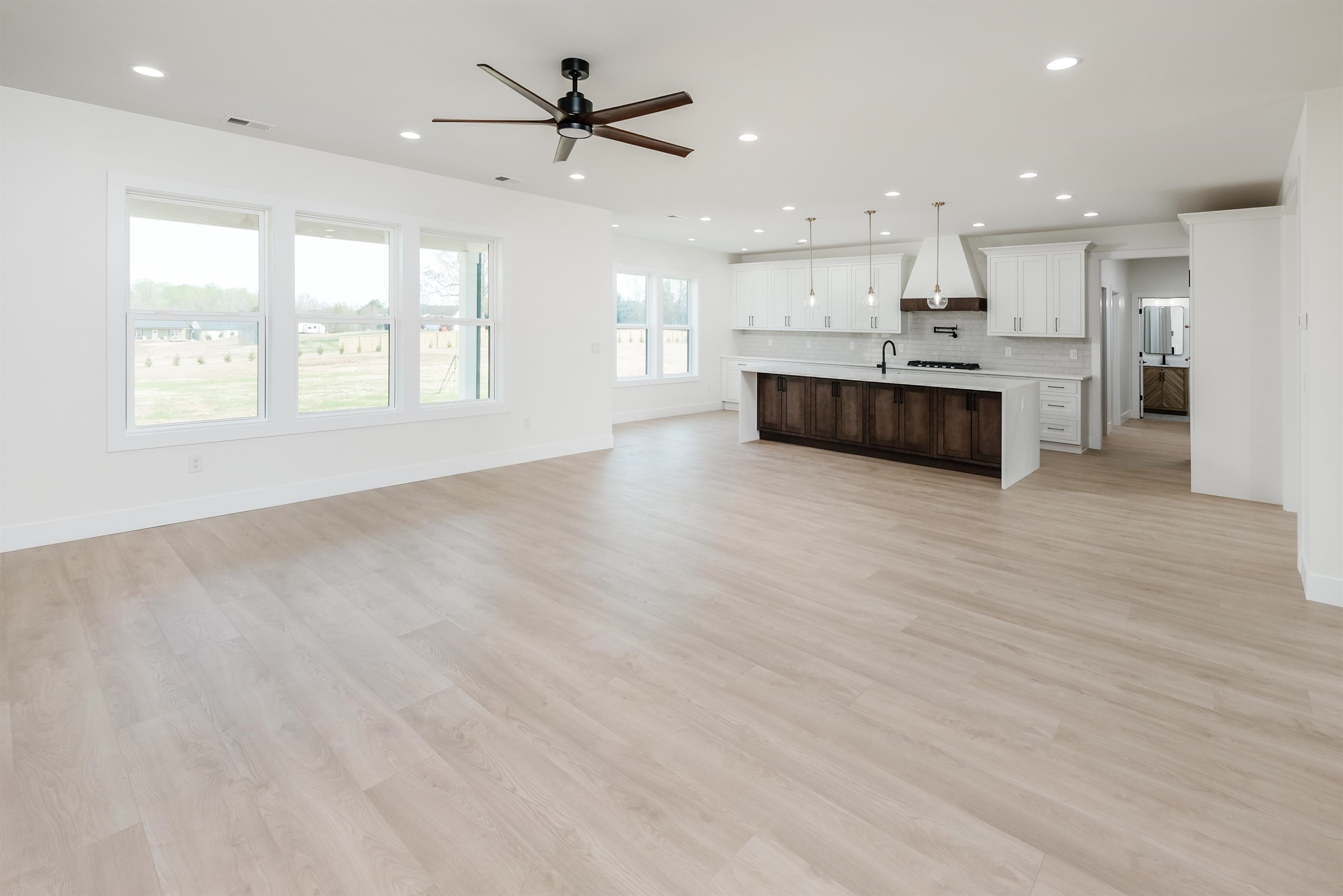 3619 Pennington Road Greer, SC 29651 - Photo 5 of 47