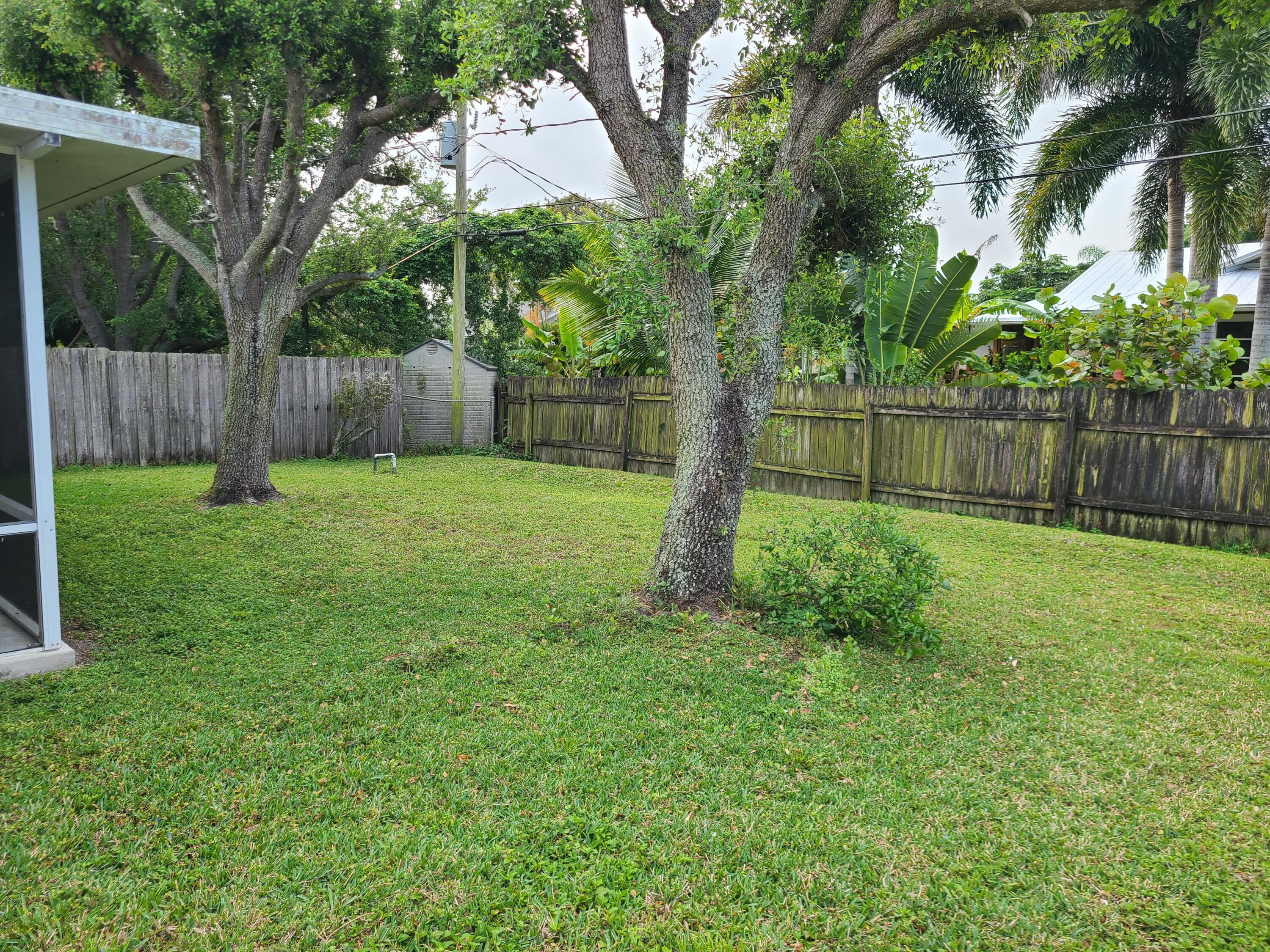 3736 Southeast Upper Street Stuart, FL 34997 - Photo 3 of 20 20240328_090128