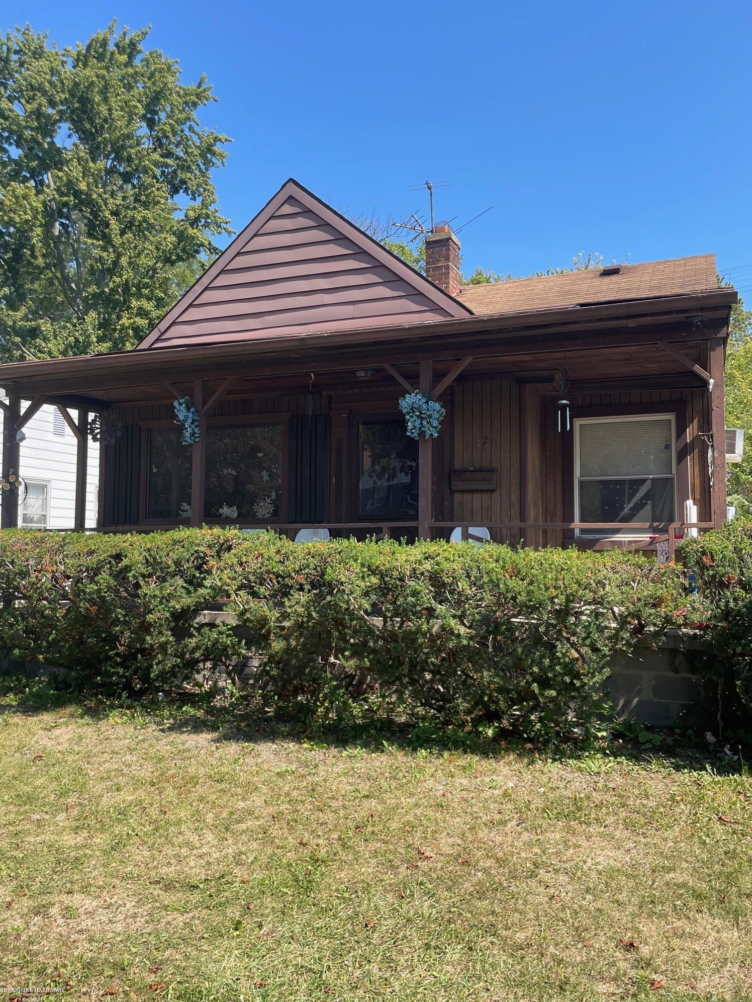 5570 Farmbrook Street Detroit, MI 48224 - Photo 1 of 17