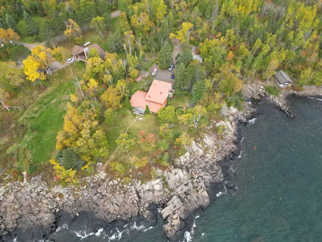 $1,200,000 | 2000 Roy Street, Silver Bay, MN 55614