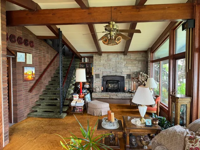 $1,200,000 | 2000 Roy Street, Silver Bay, MN 55614