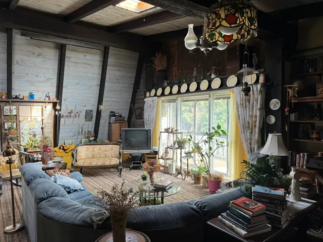 $1,200,000 | 2000 Roy Street, Silver Bay, MN 55614