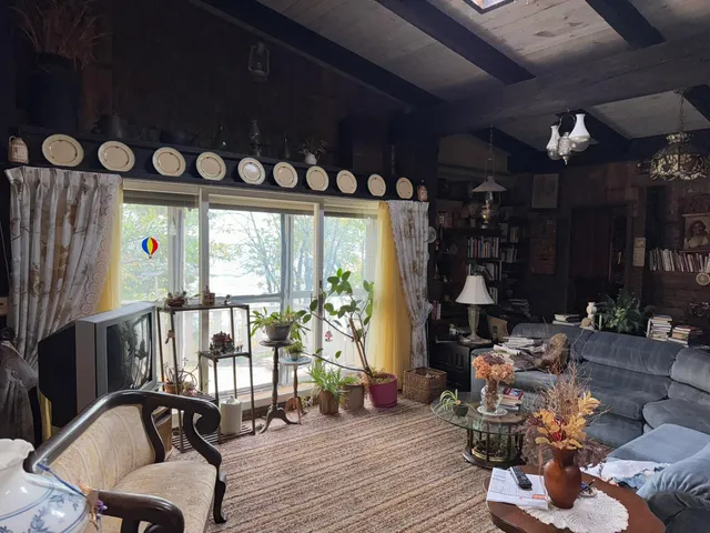 $1,200,000 | 2000 Roy Street, Silver Bay, MN 55614