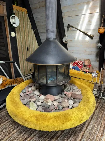 $1,200,000 | 2000 Roy Street, Silver Bay, MN 55614