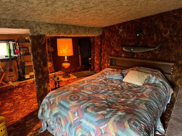 $1,200,000 | 2000 Roy Street, Silver Bay, MN 55614