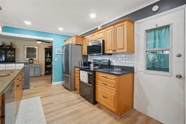 $389,900 | 9153 42nd Way North, Pinellas Park, FL 33782