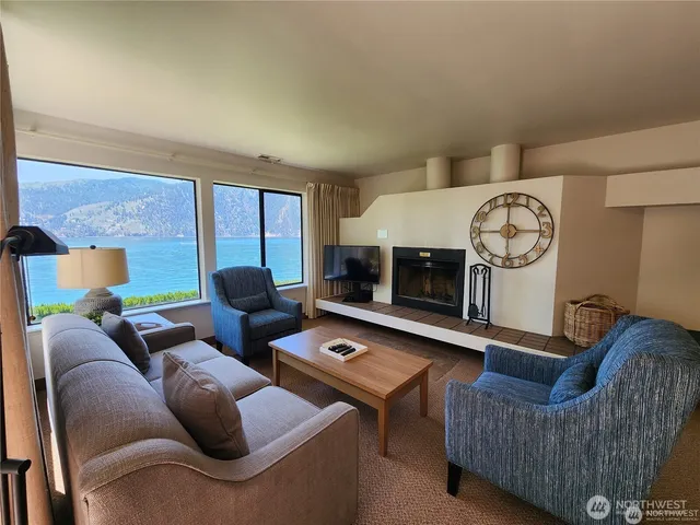 $1 | 1 Nekquelekin Court, Manson, WA 98831