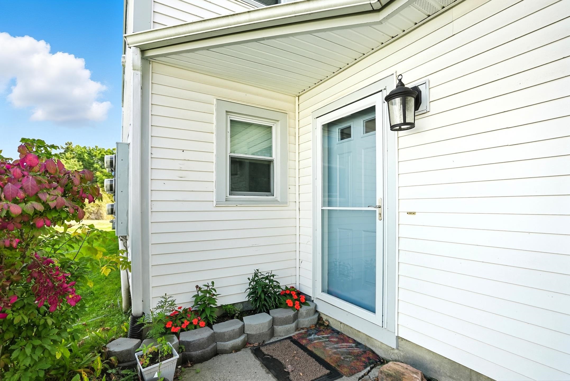 47 Saybrook Road Essex, VT 05452 - Photo 3 of 48