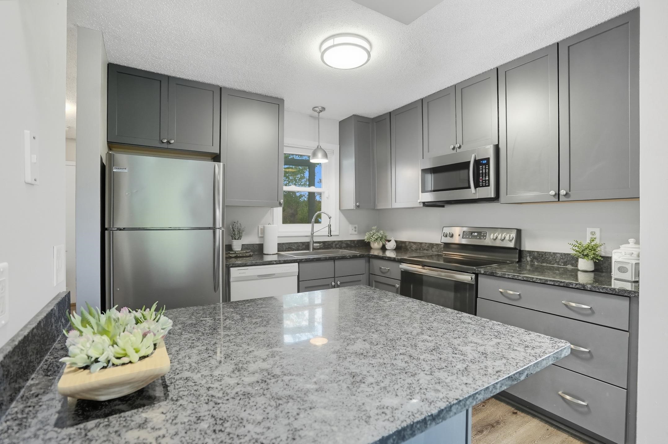 47 Saybrook Road Essex, VT 05452 - Photo 5 of 48