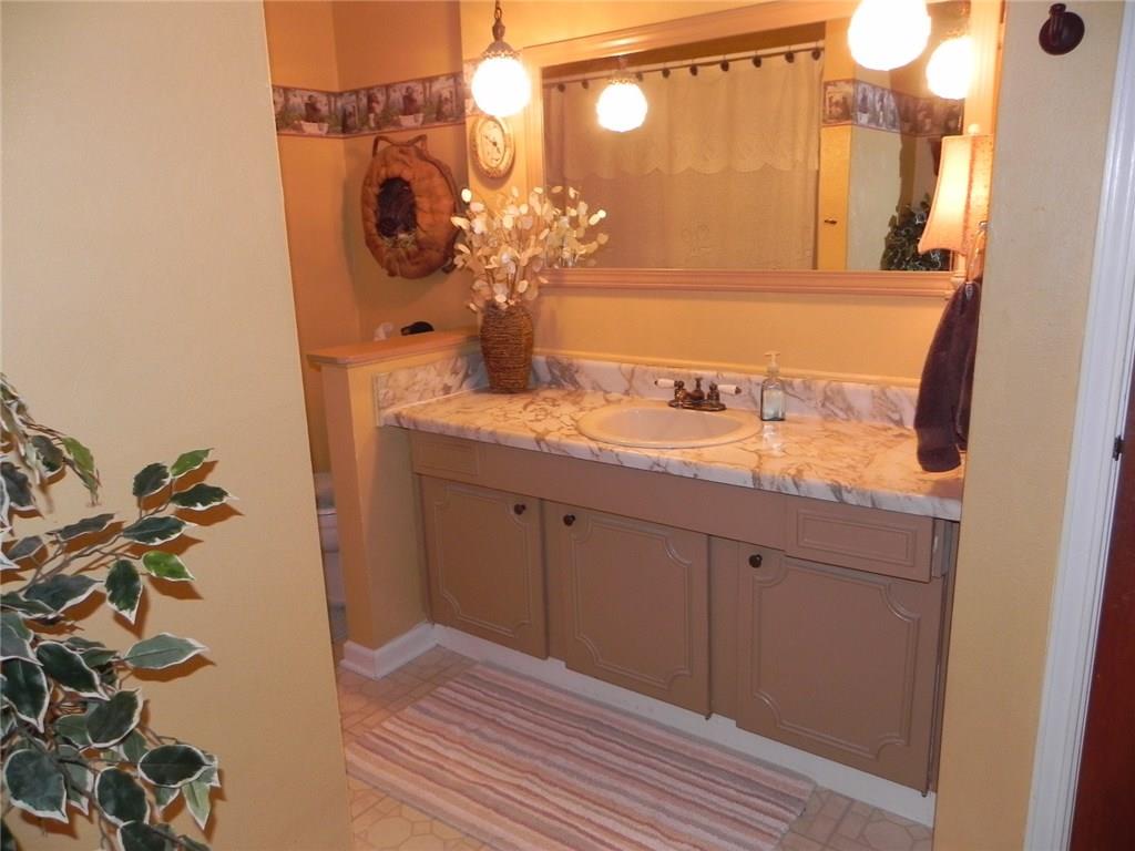 8330 Oris Road Indianapolis, IN 46259 - Photo 21 of 34 Gallery Image 21