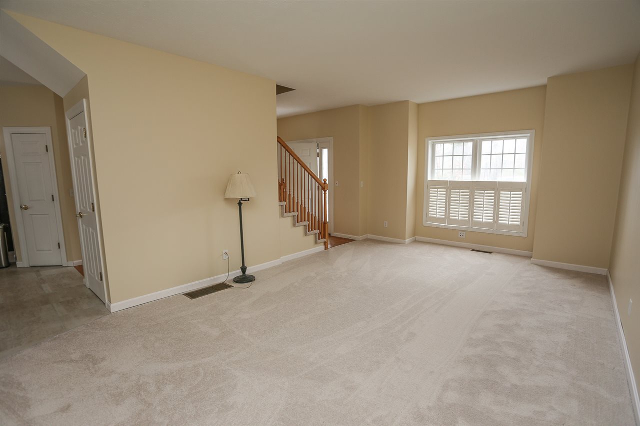 82 Longbrook Road Goffstown, NH 03045 - Photo 12 of 40