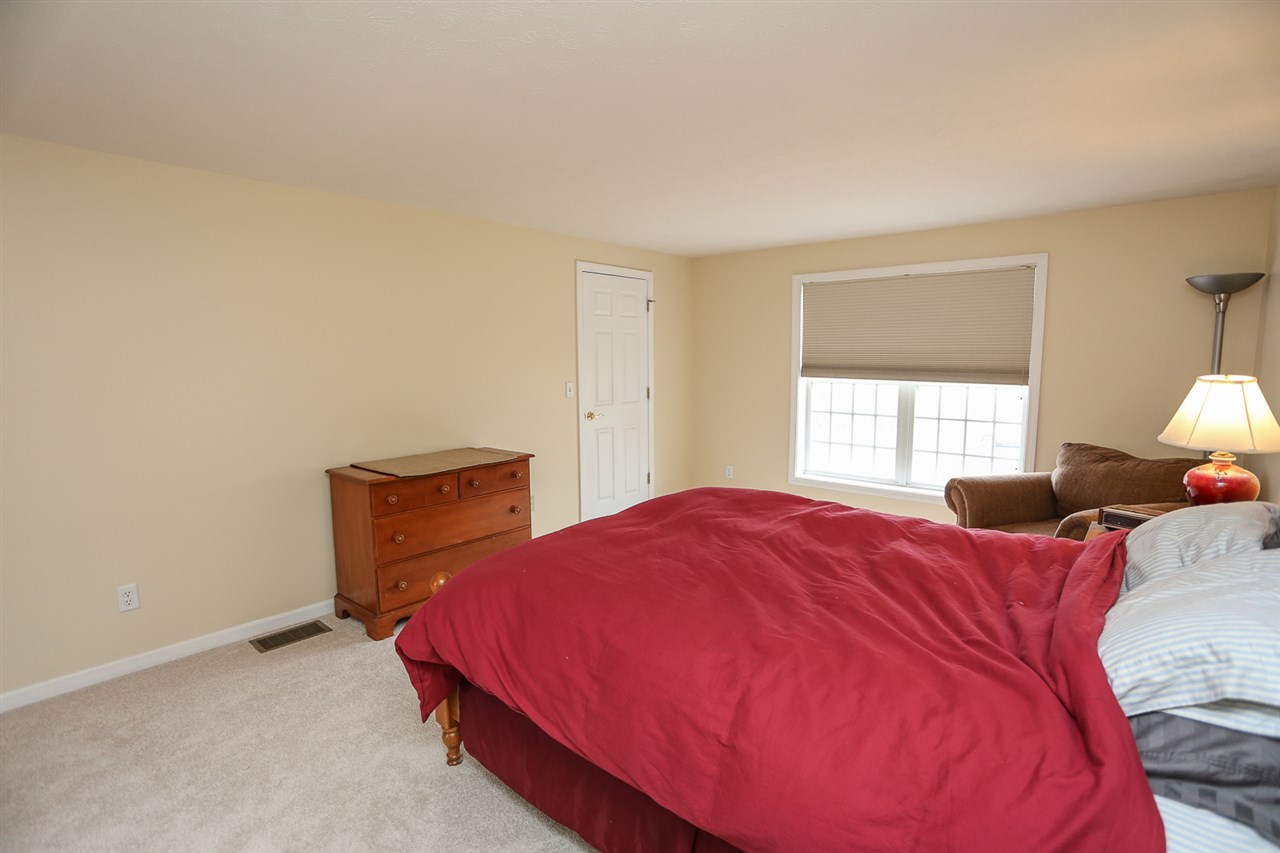 82 Longbrook Road Goffstown, NH 03045 - Photo 18 of 40