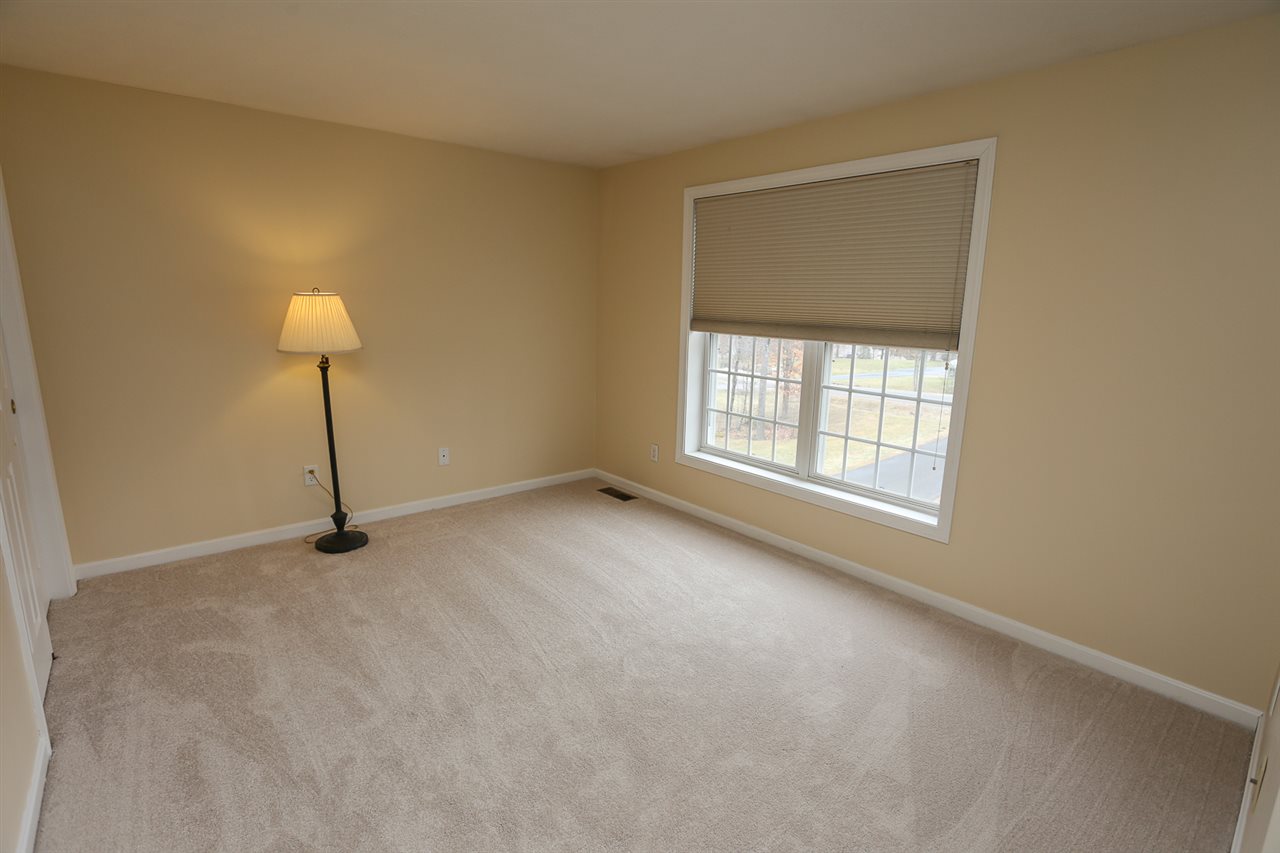 82 Longbrook Road Goffstown, NH 03045 - Photo 25 of 40