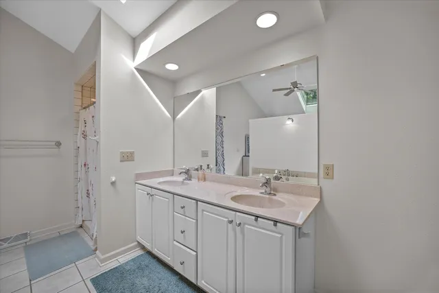 $539,500 | 418 Kennedy Court West, Richfield, WI 53017