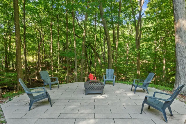 $539,500 | 418 Kennedy Court West, Richfield, WI 53017