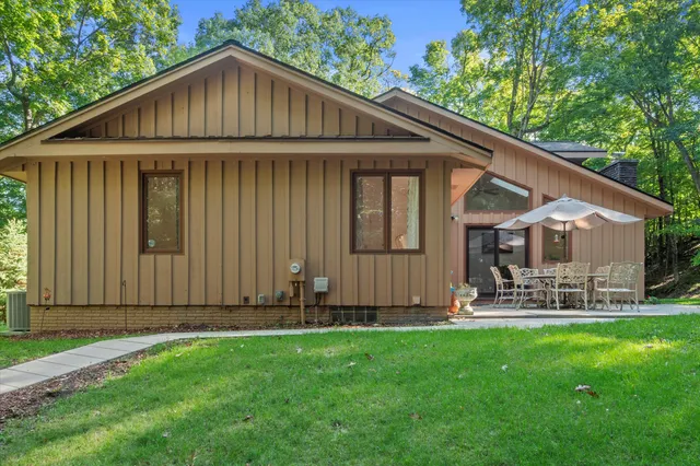 $539,500 | 418 Kennedy Court West, Richfield, WI 53017