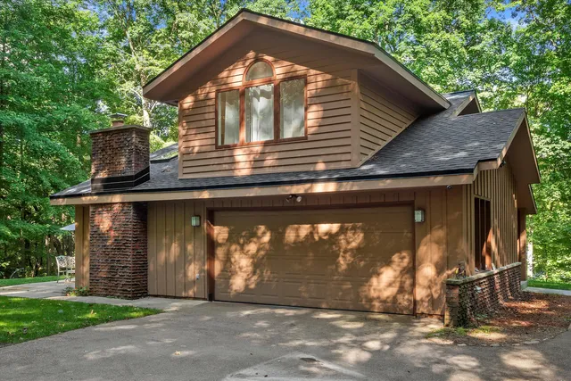 $539,500 | 418 Kennedy Court West, Richfield, WI 53017