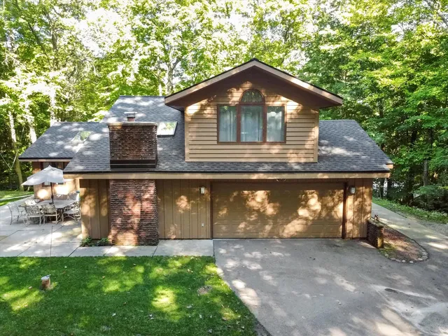 $539,500 | 418 Kennedy Court West, Richfield, WI 53017