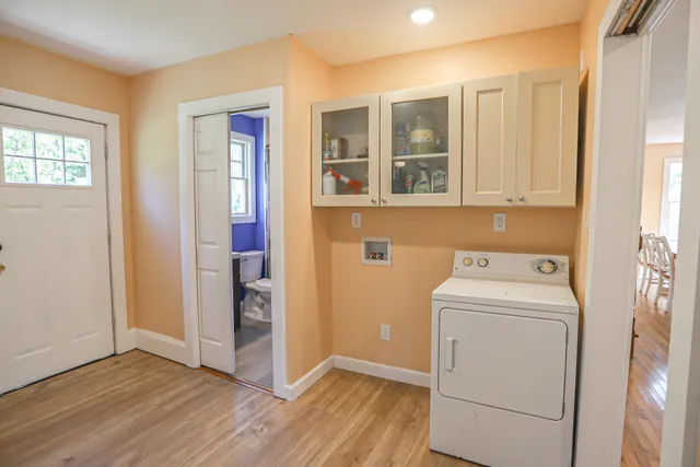 a view of utility room with washer and dryer