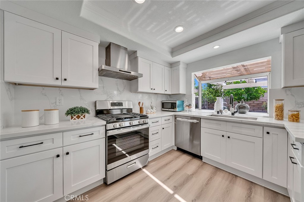 11 Henry Irvine, CA 92620 - Photo 8 of 34