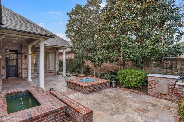 $785,000 | 105 Esplanade Court, Bossier City, LA 71111