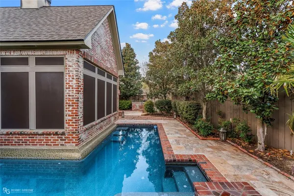 $785,000 | 105 Esplanade Court, Bossier City, LA 71111