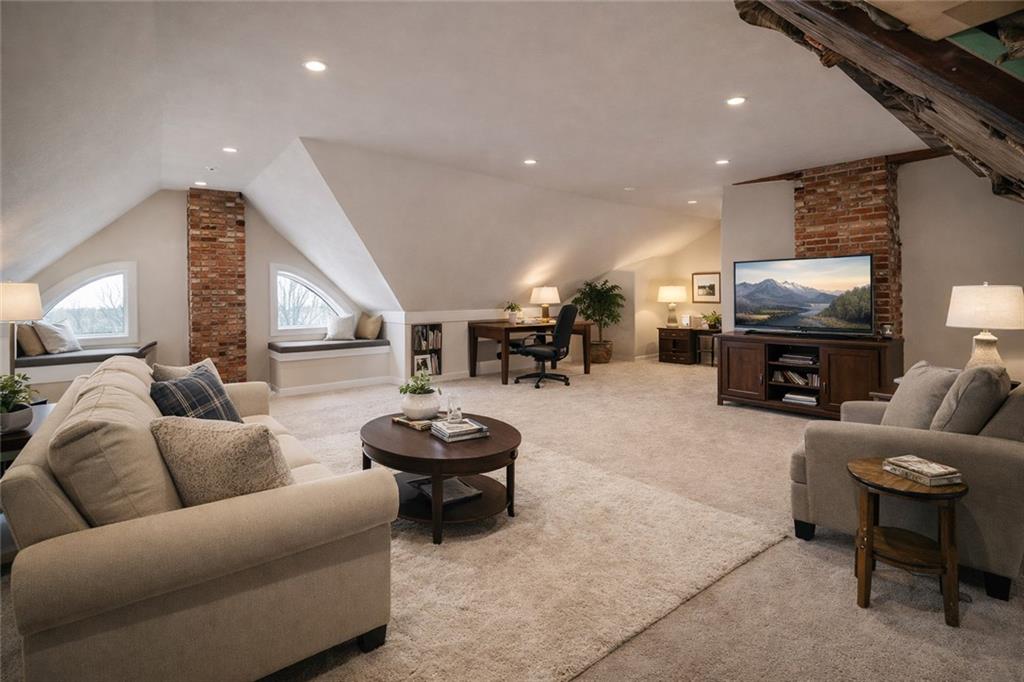 1425 Brownsville Road Carrick, PA 15210 - Photo 35 of 35