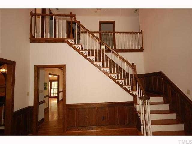 602 Neodak Road Apex, NC 27523 - Photo 4 of 12 Welcome your guests in style!