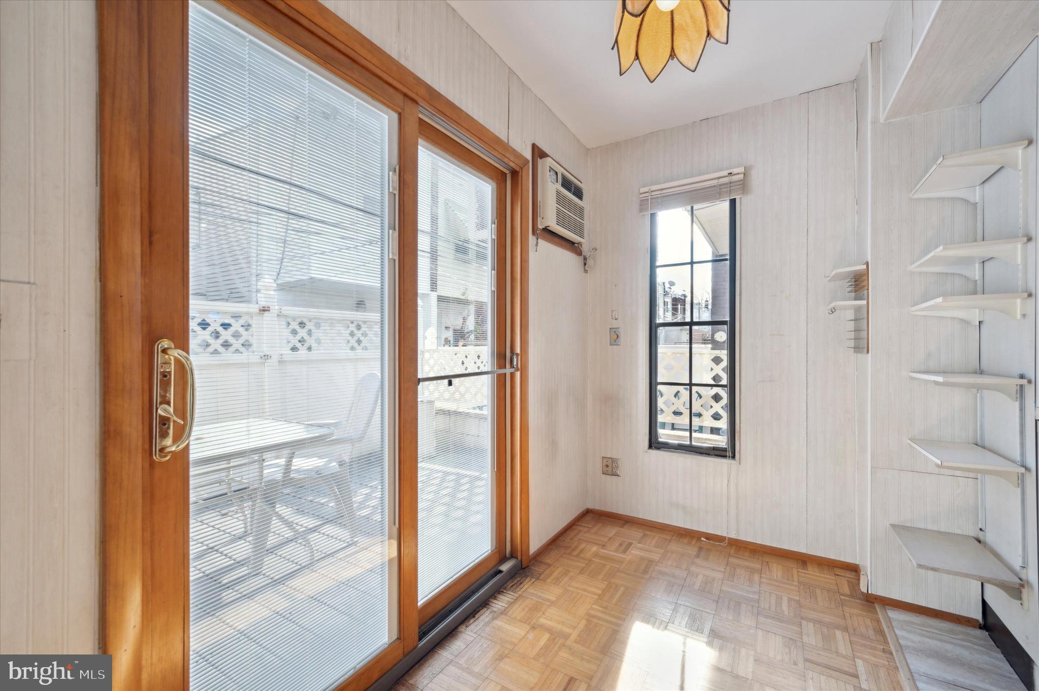 2427 South Lambert Street Philadelphia, PA 19145 - Photo 14 of 25