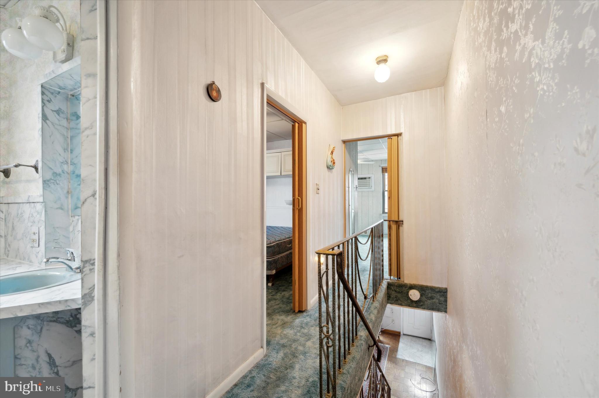 2427 South Lambert Street Philadelphia, PA 19145 - Photo 18 of 25