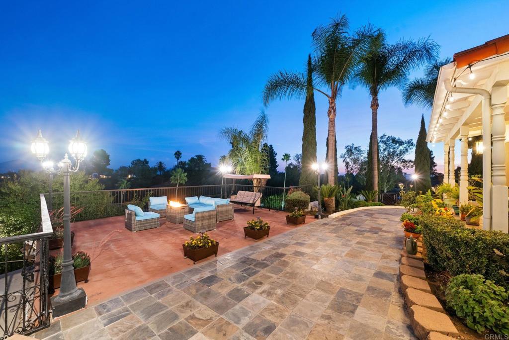 10310 Fuerte Drive La Mesa, CA 91941 - Photo 44 of 75