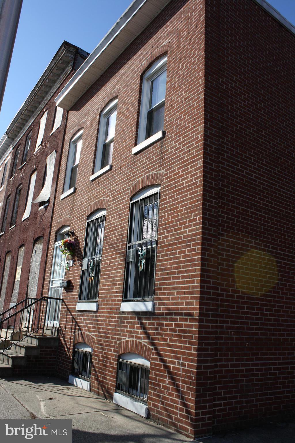 700 Cumberland Street Baltimore, MD 21217 - Photo 1 of 1 a front view of a building