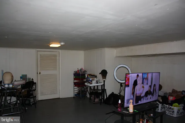 $100,000 | 700 Cumberland Street, Baltimore, MD 21217