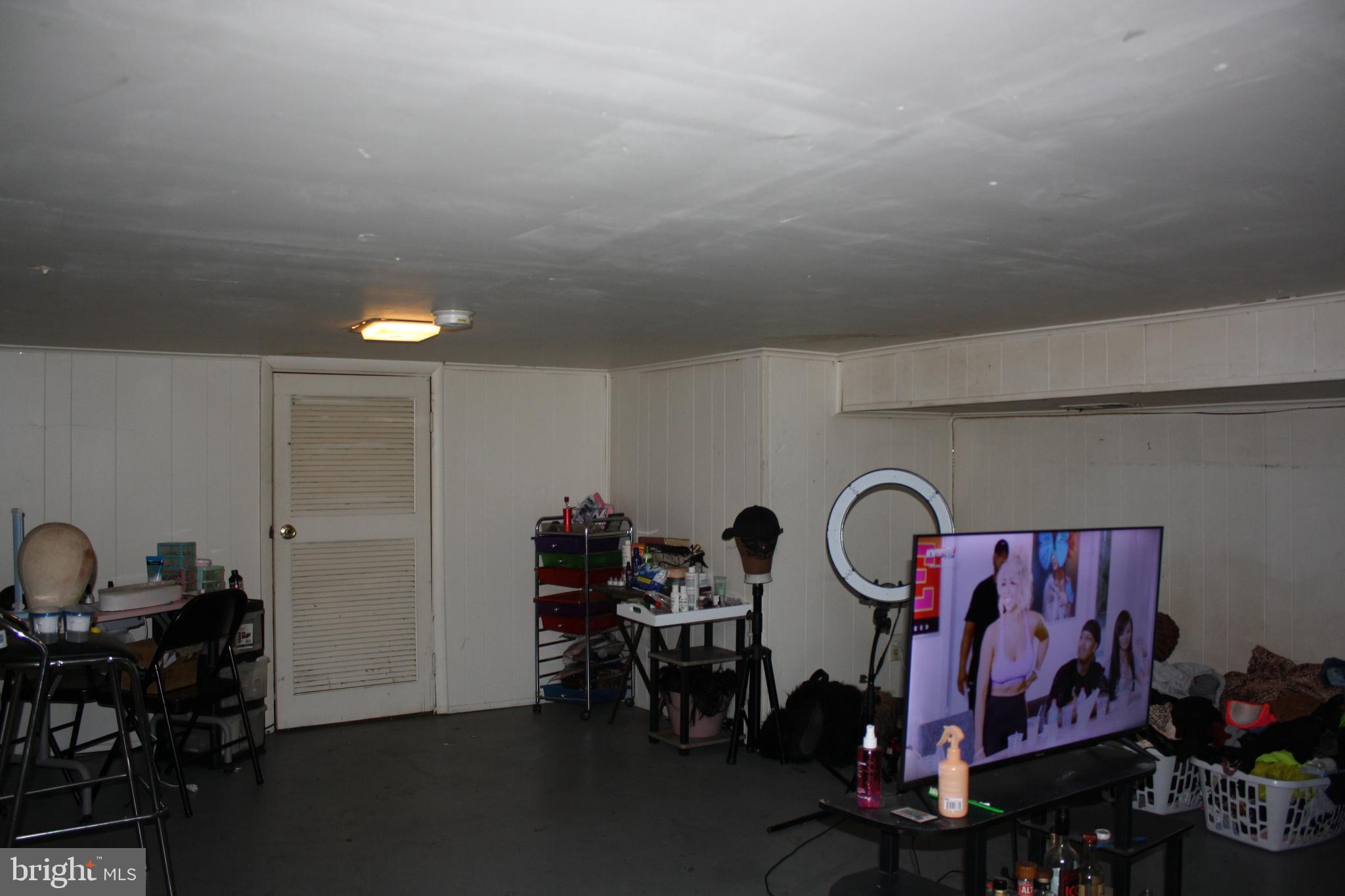 700 Cumberland Street Baltimore, MD 21217 - Photo 17 of 20