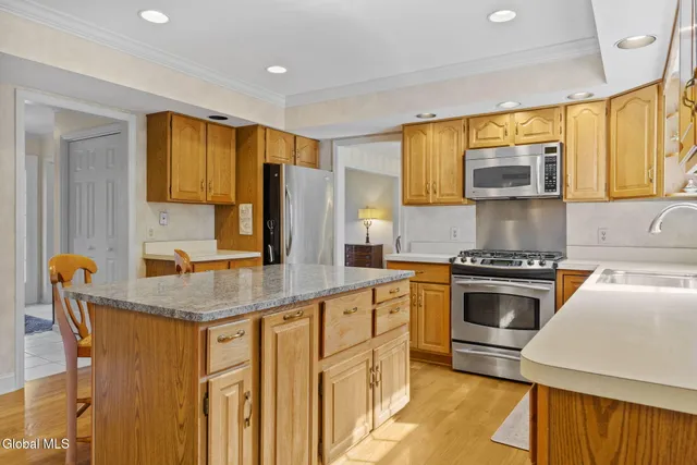 $640,000 | 13 Durham Court, Bethlehem, NY 12054