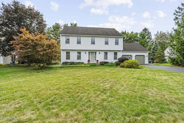 $640,000 | 13 Durham Court, Bethlehem, NY 12054