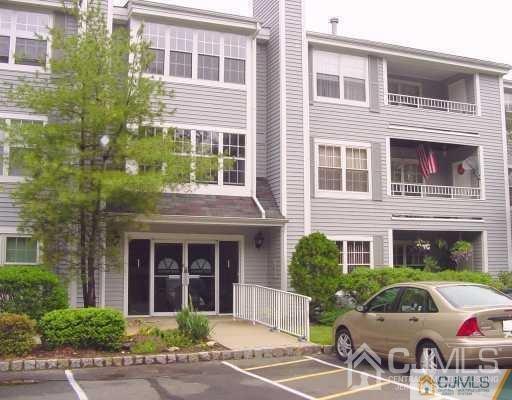 202 Raintree Court Helmetta, NJ 08828 - Photo 1 of 9 Gallery Image 1