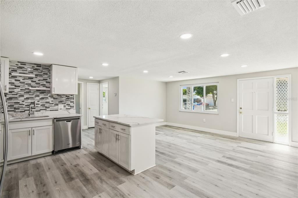 10831 Manchester Road Port Richey, FL 34668 - Photo 19 of 41 Gallery Image 19