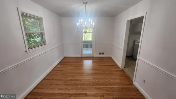 $3,975 | 3165 21st Street North, Arlington, VA 22201